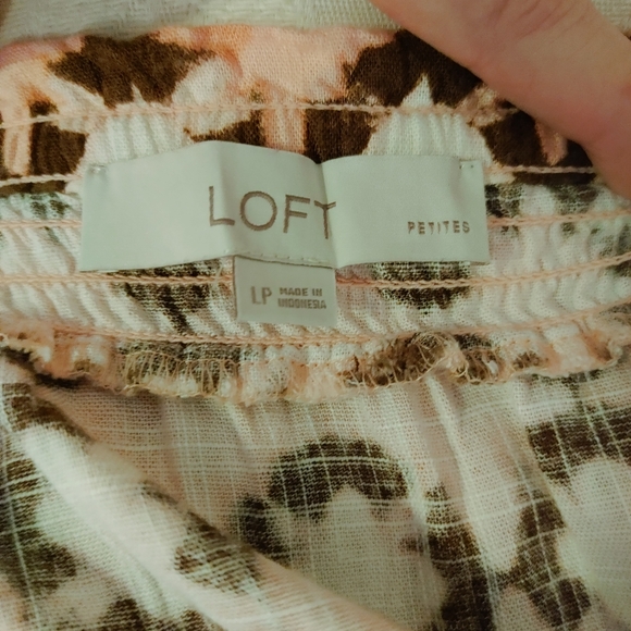 LOFT SUNWASHED FLORAL SMOCKED BOW STRAP CAMI, PINK LP - Picture 8 of 11